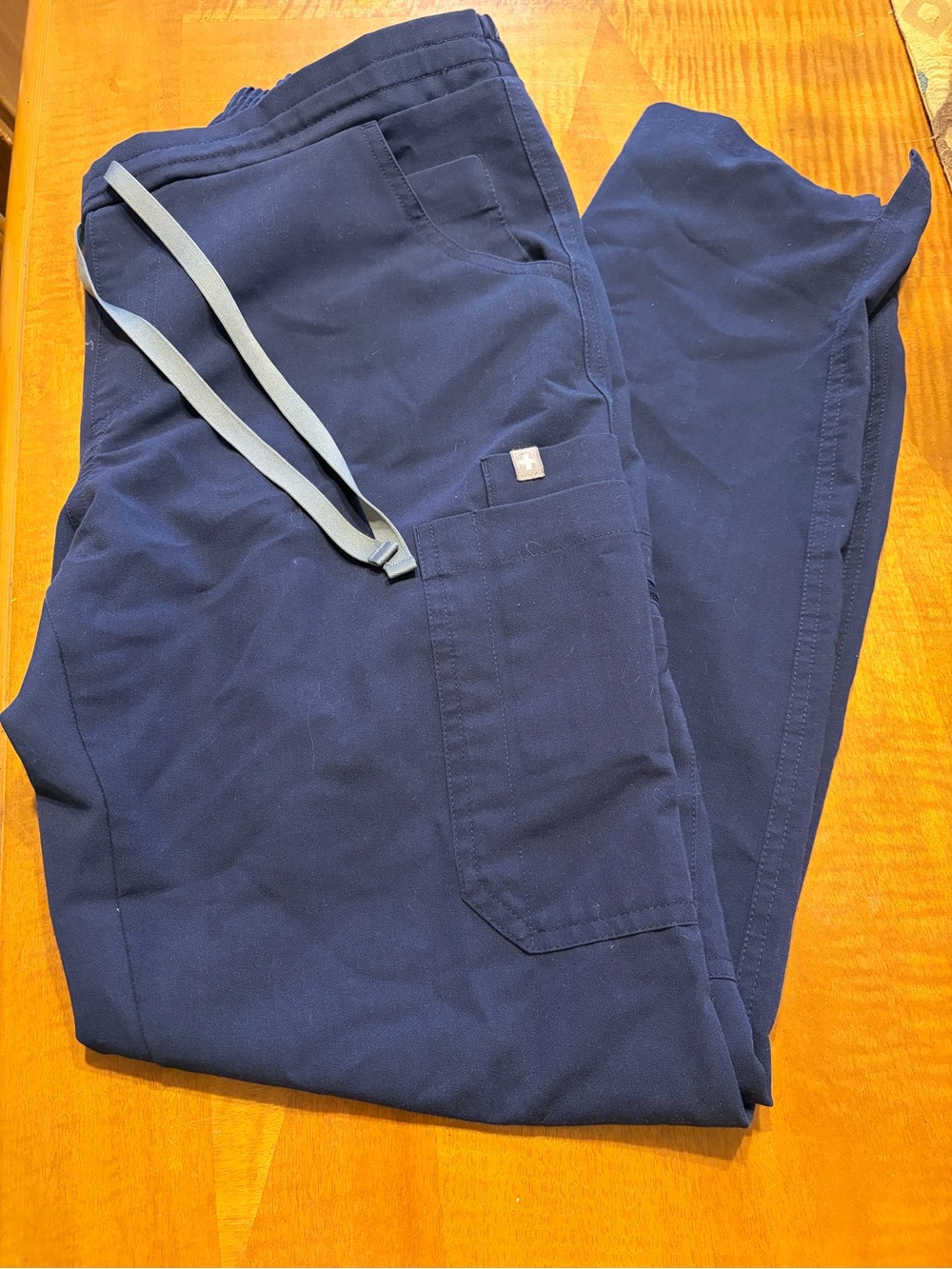 FIGS Navy Blue Skinny Yola Scrub Pants in Small